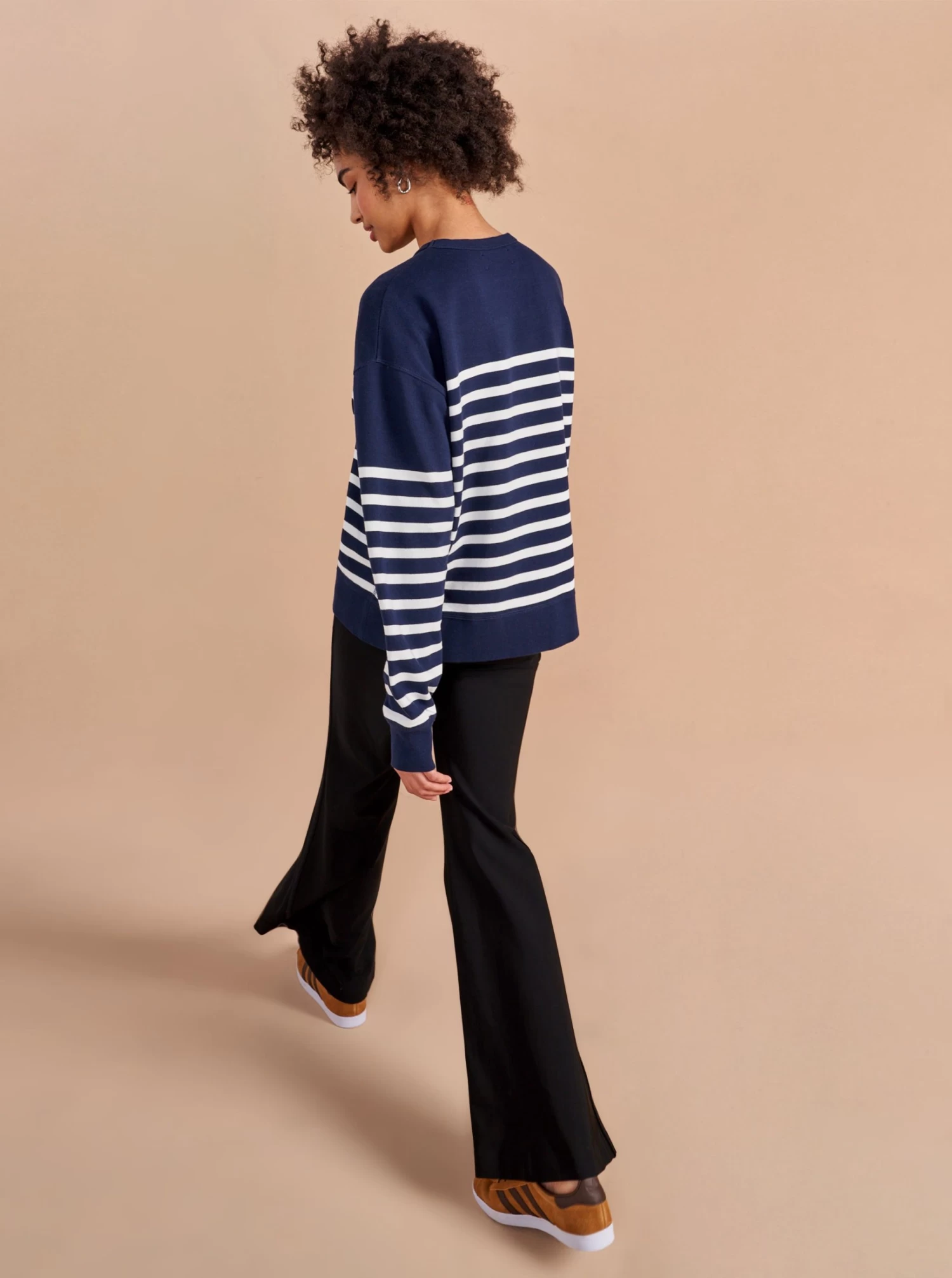 James Sweatshirt - Image 8