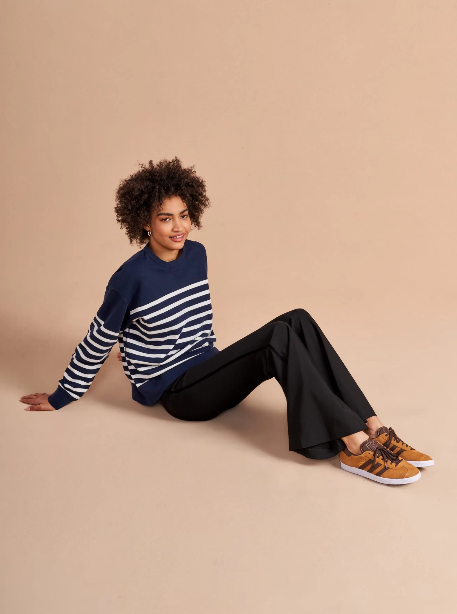 James Sweatshirt - Image 4