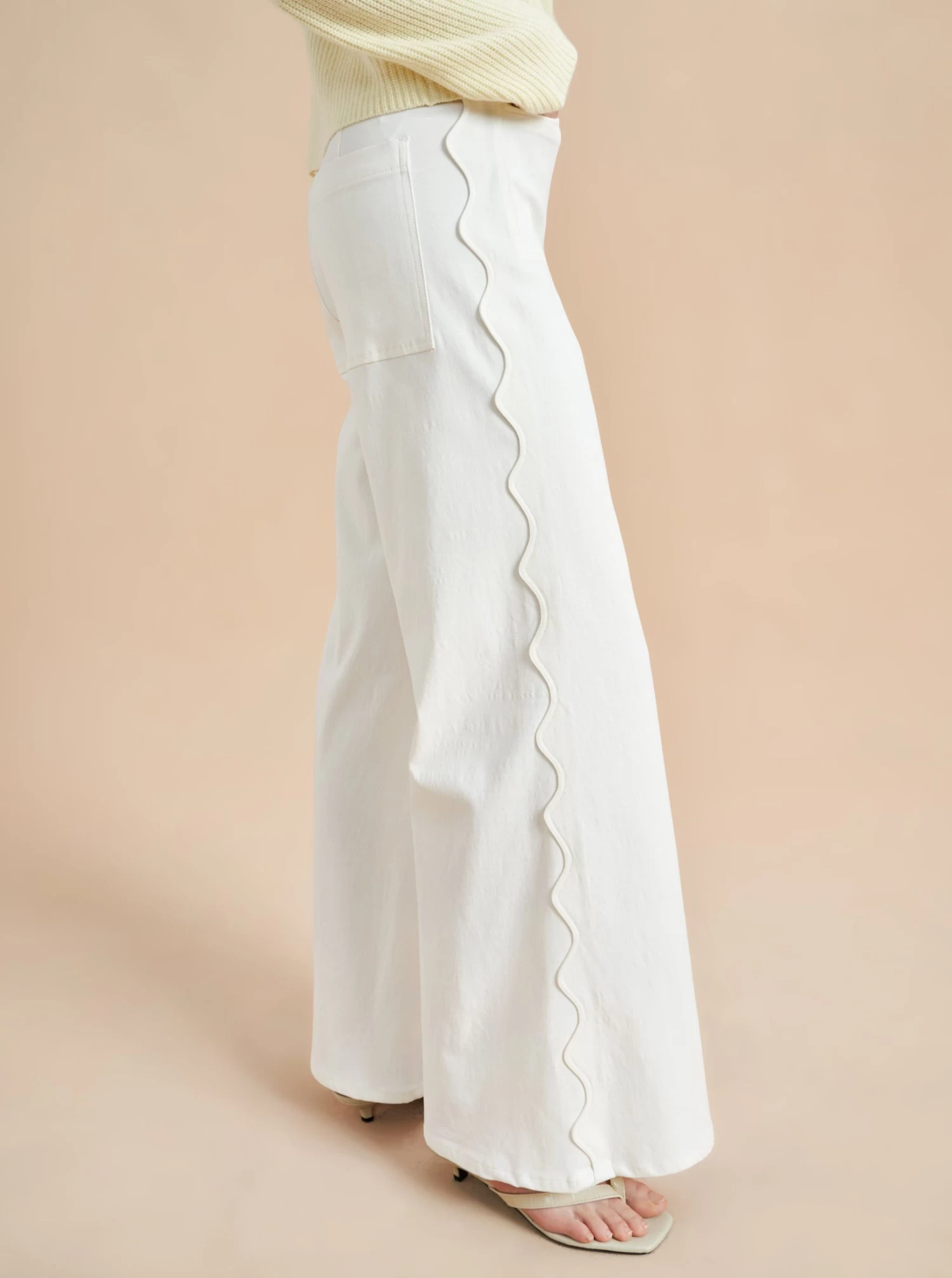 Scallop Val Pant - Image 5